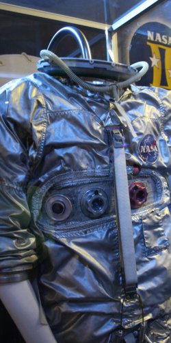 img_9626 skafandr z mercury w